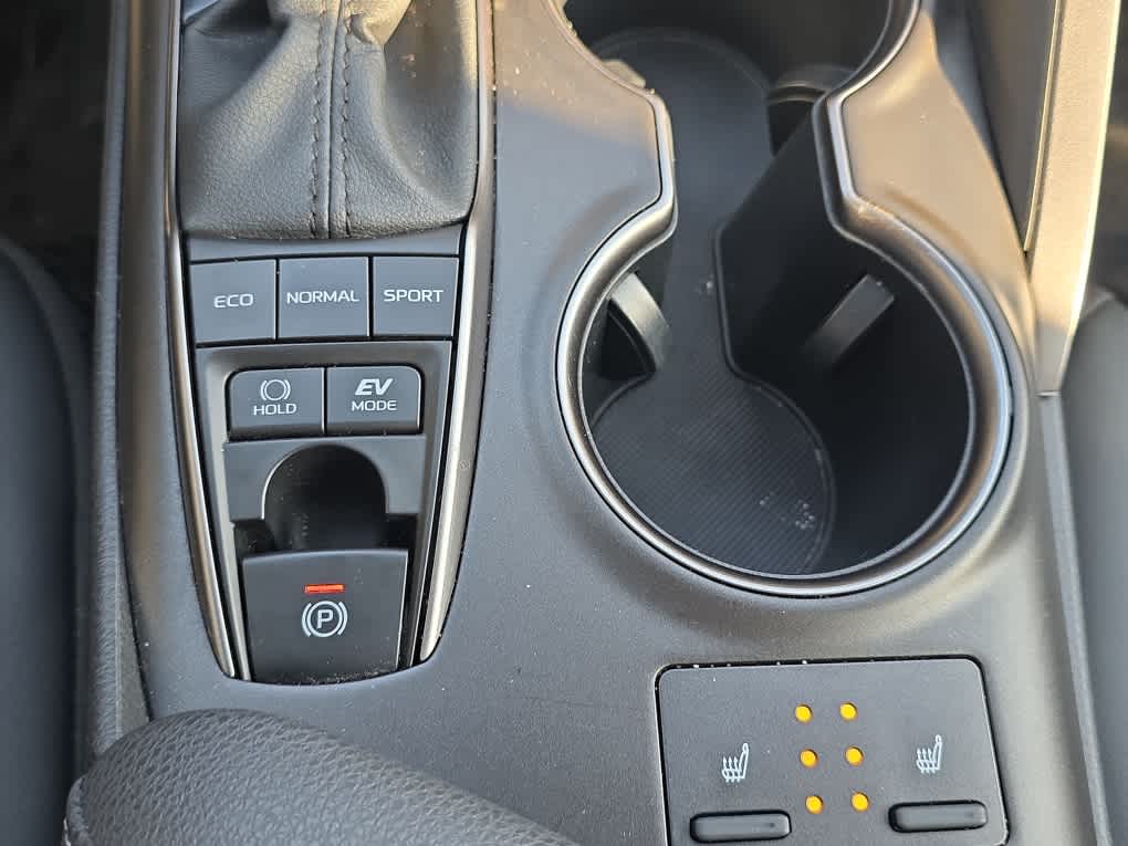 2024 Toyota Camry XSE - Photo 16