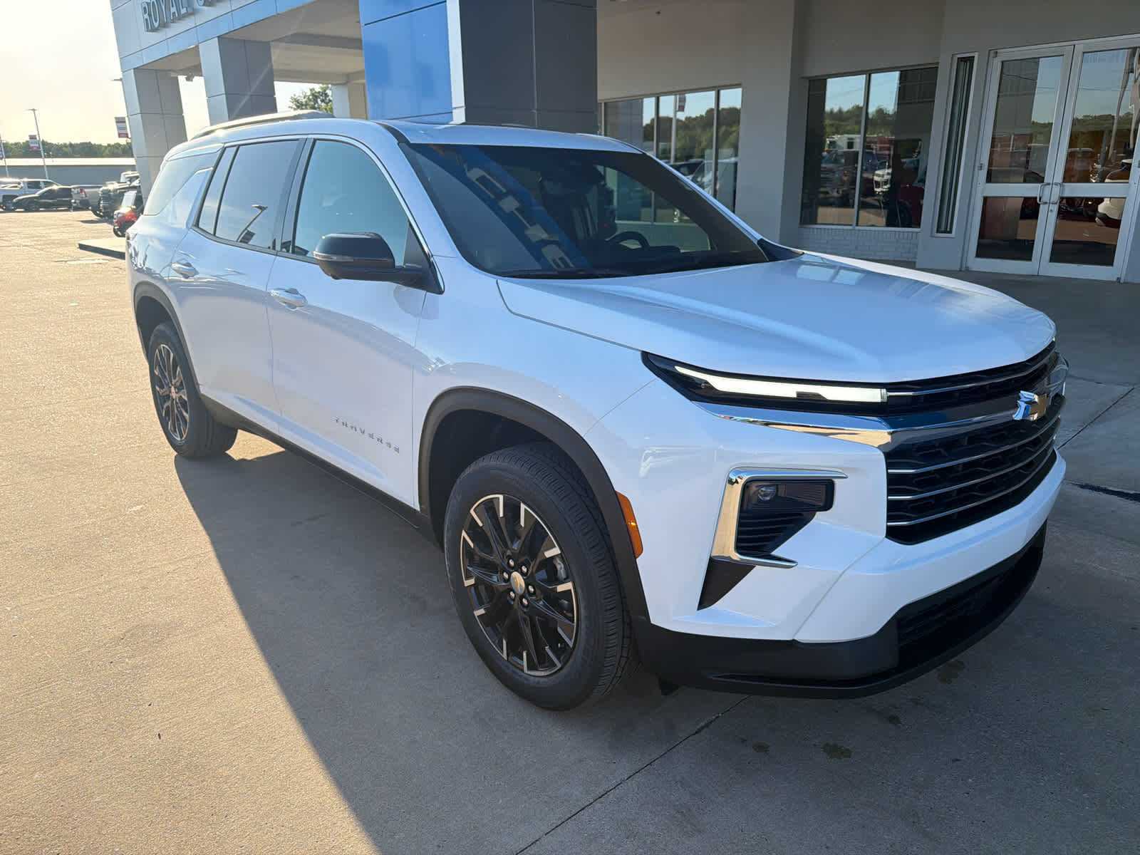 2026 Chevrolet Traverse LT - Photo 8