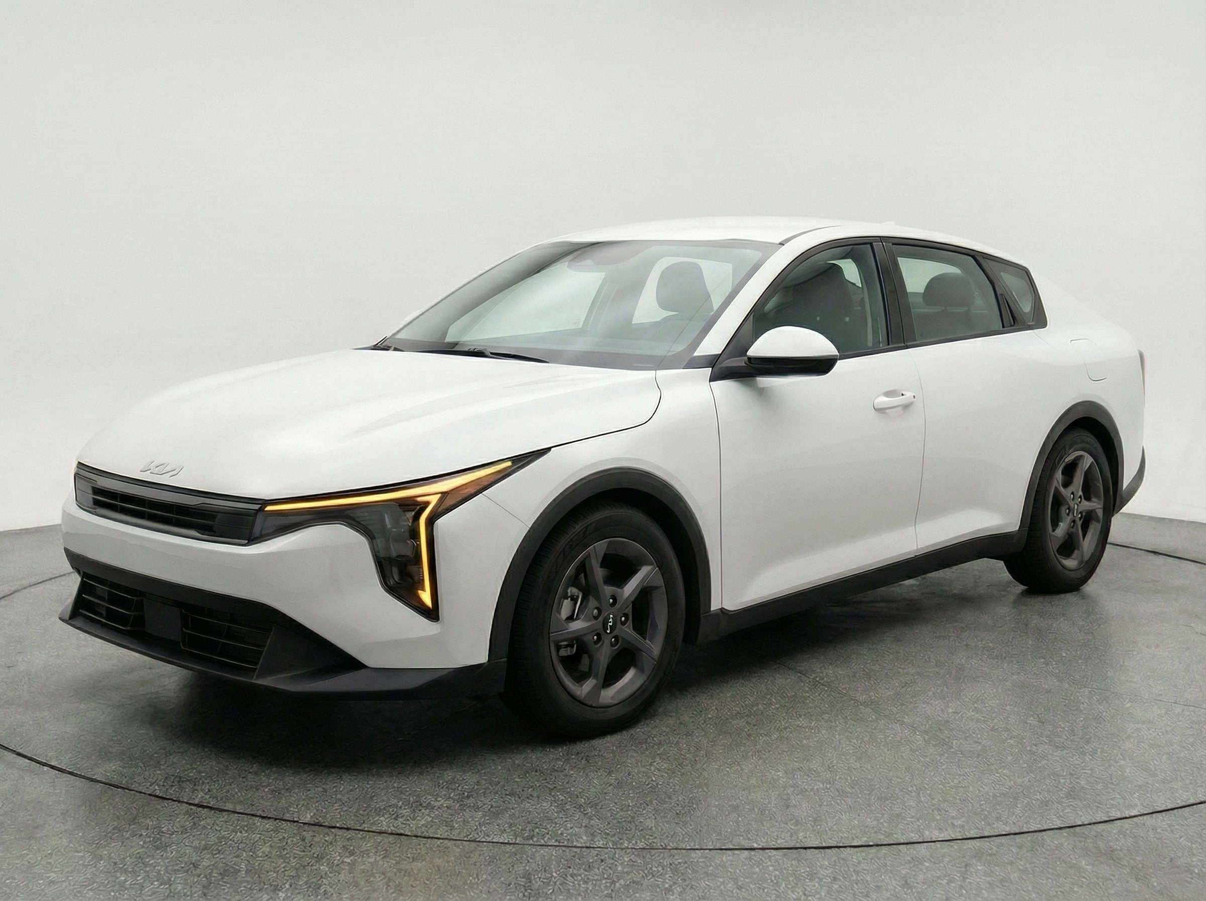 Thumbnail: 2025 Kia K4 - 3