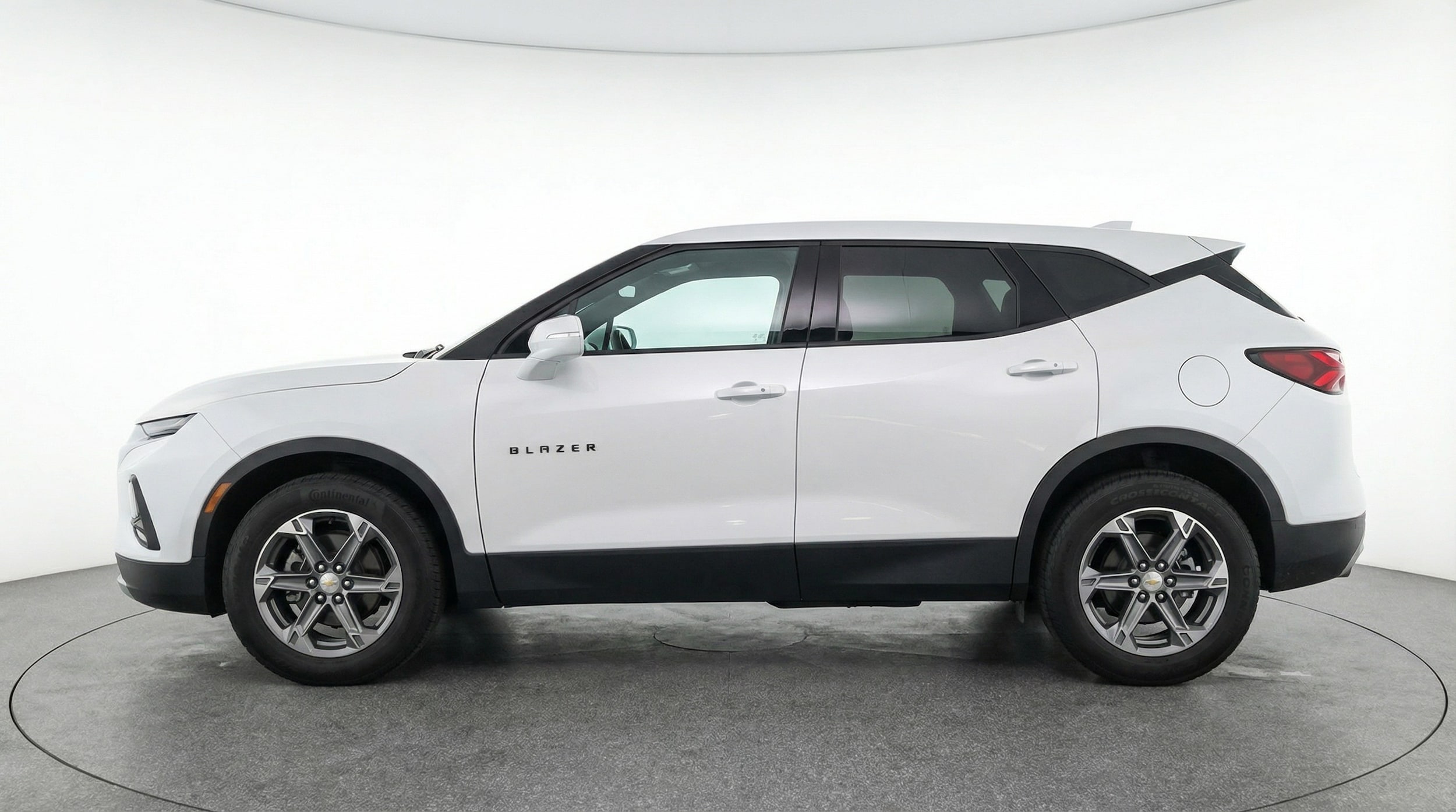 Thumbnail: 2025 Chevrolet Blazer - 4