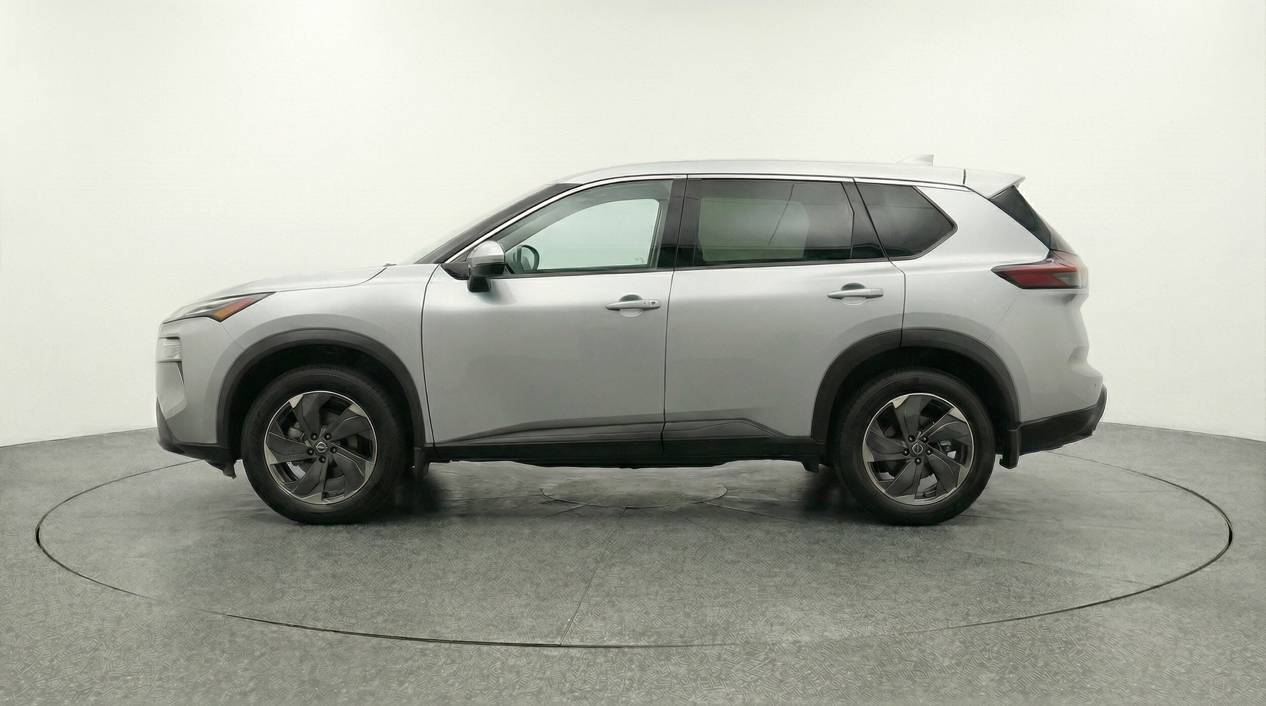 Thumbnail: 2025 Nissan Rogue - 4