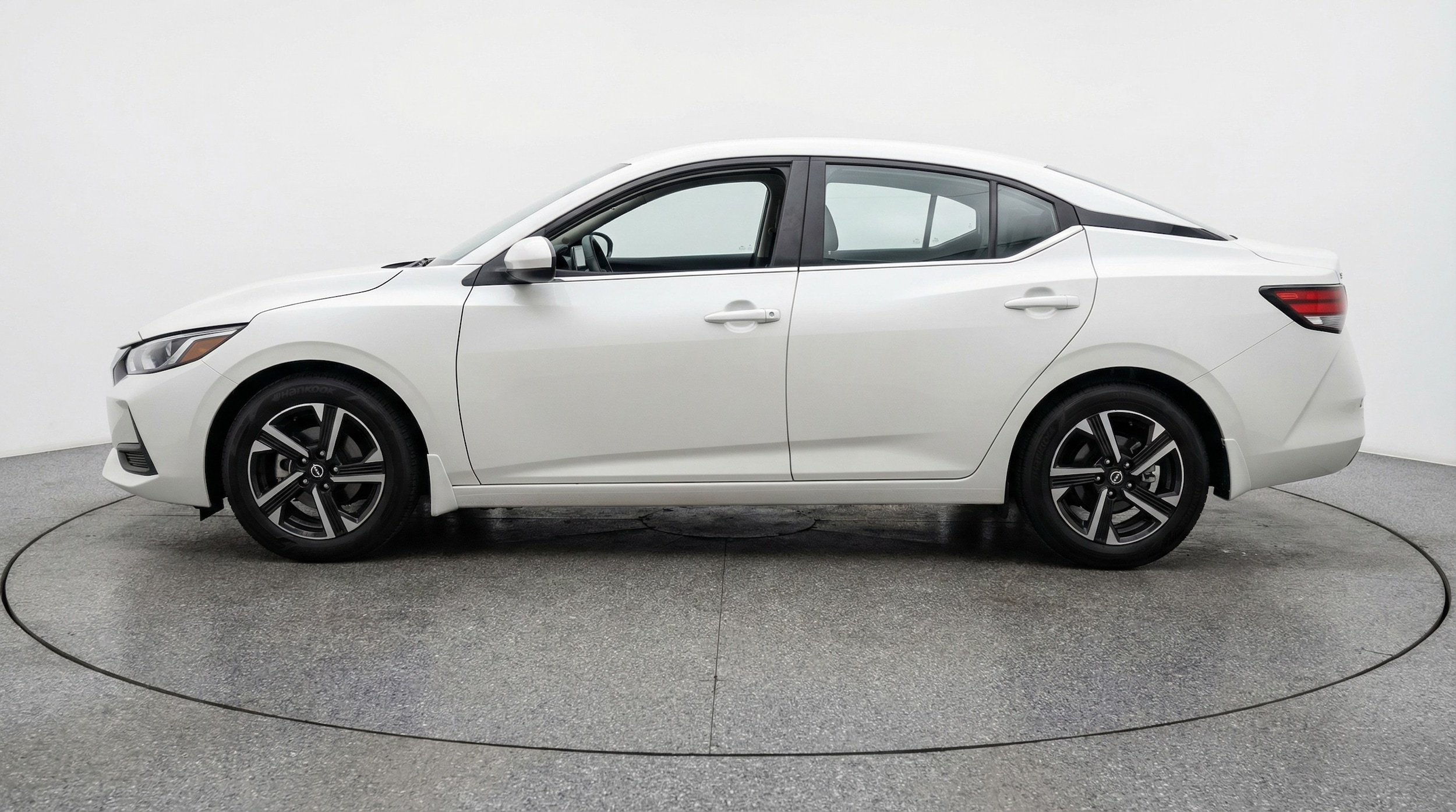 Thumbnail: 2025 Nissan Sentra - 4