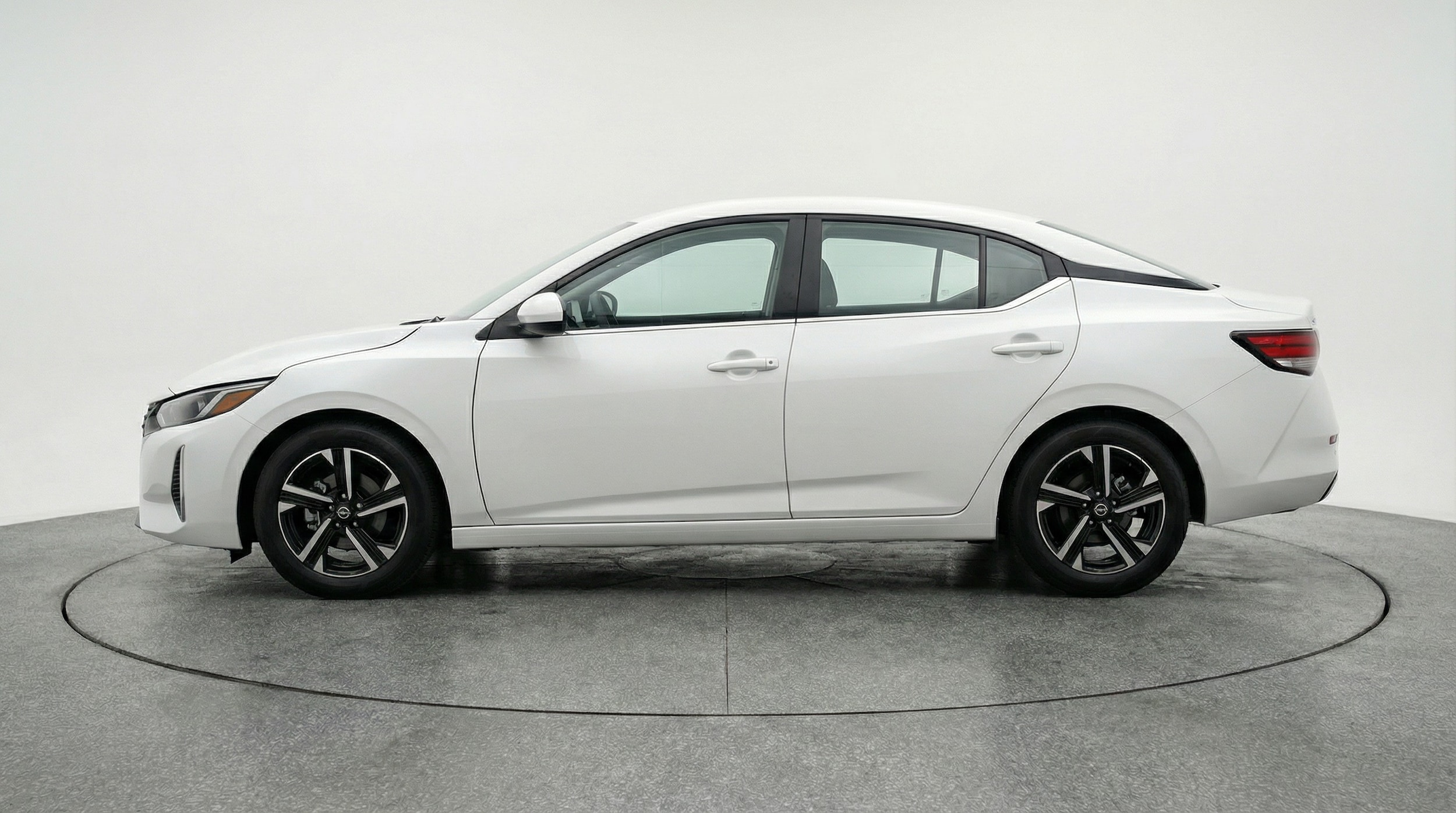 Thumbnail: 2025 Nissan Sentra - 4