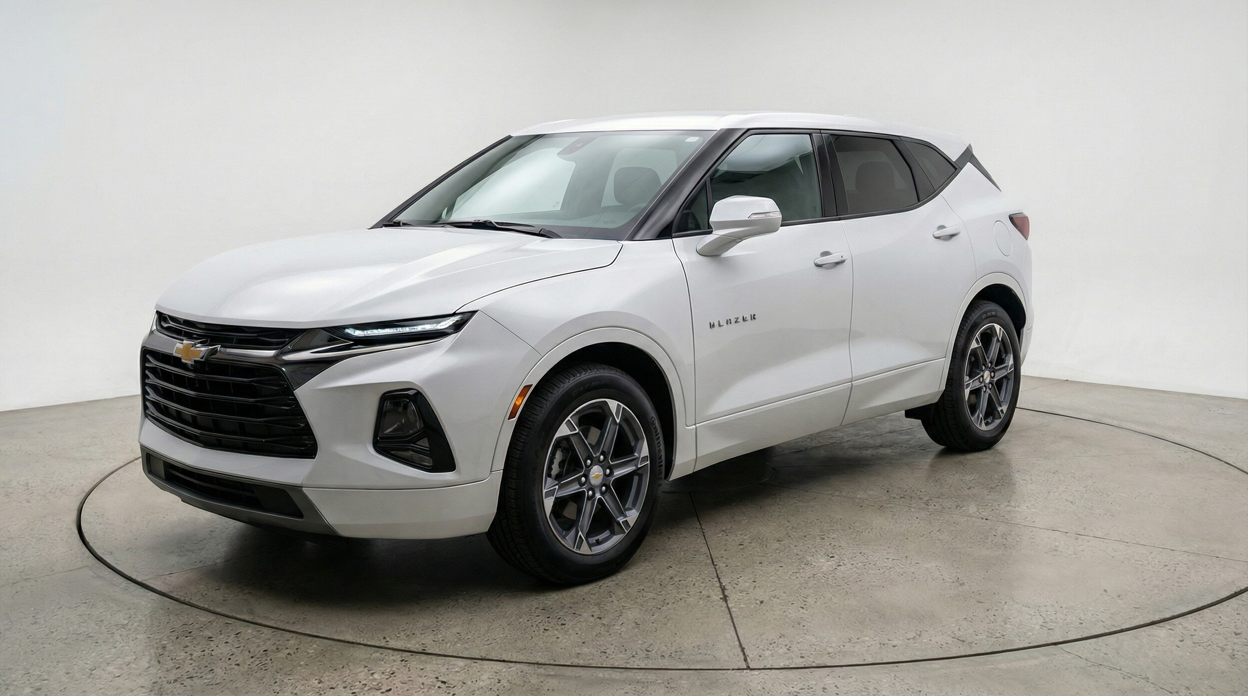 Thumbnail: 2025 Chevrolet Blazer - 3