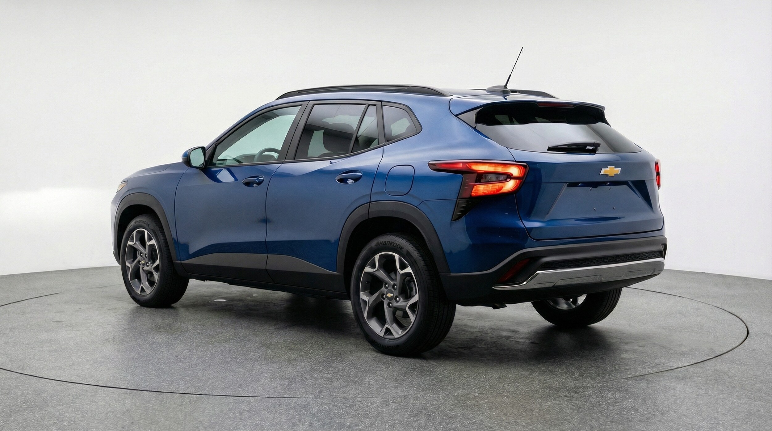 Thumbnail: 2025 Chevrolet Trax - 5