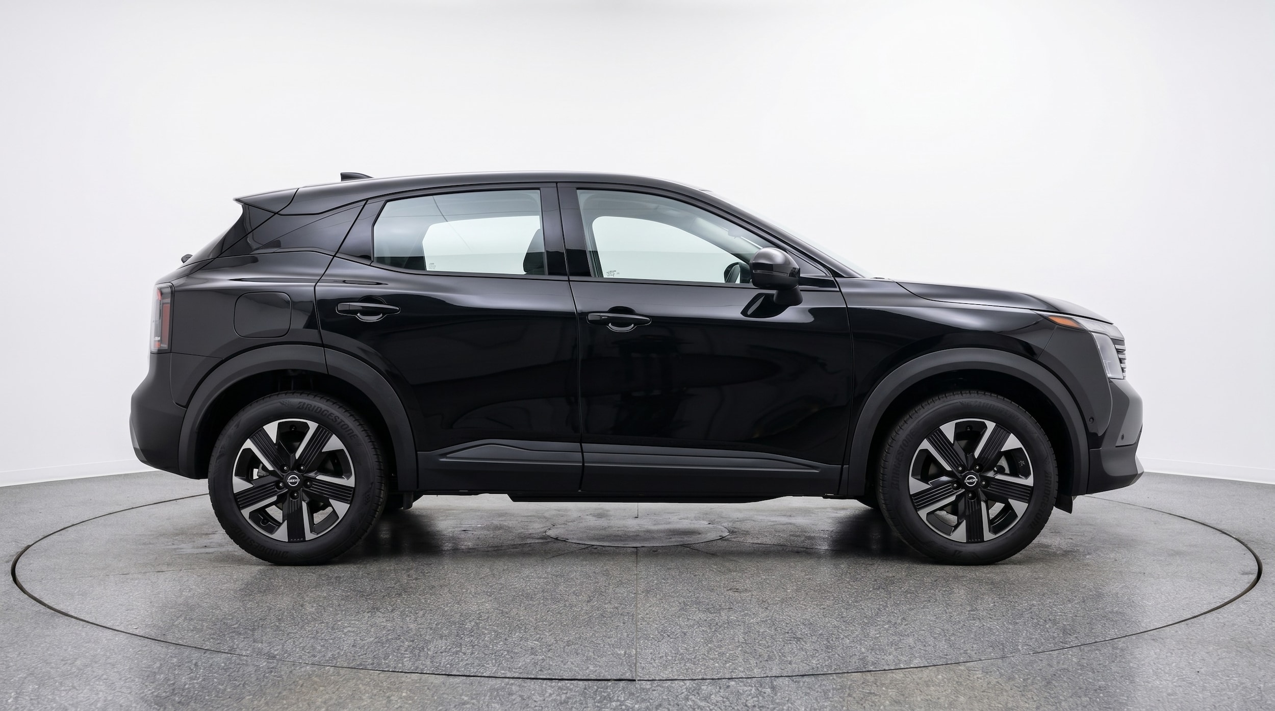 Thumbnail: 2026 Nissan Kicks - 8