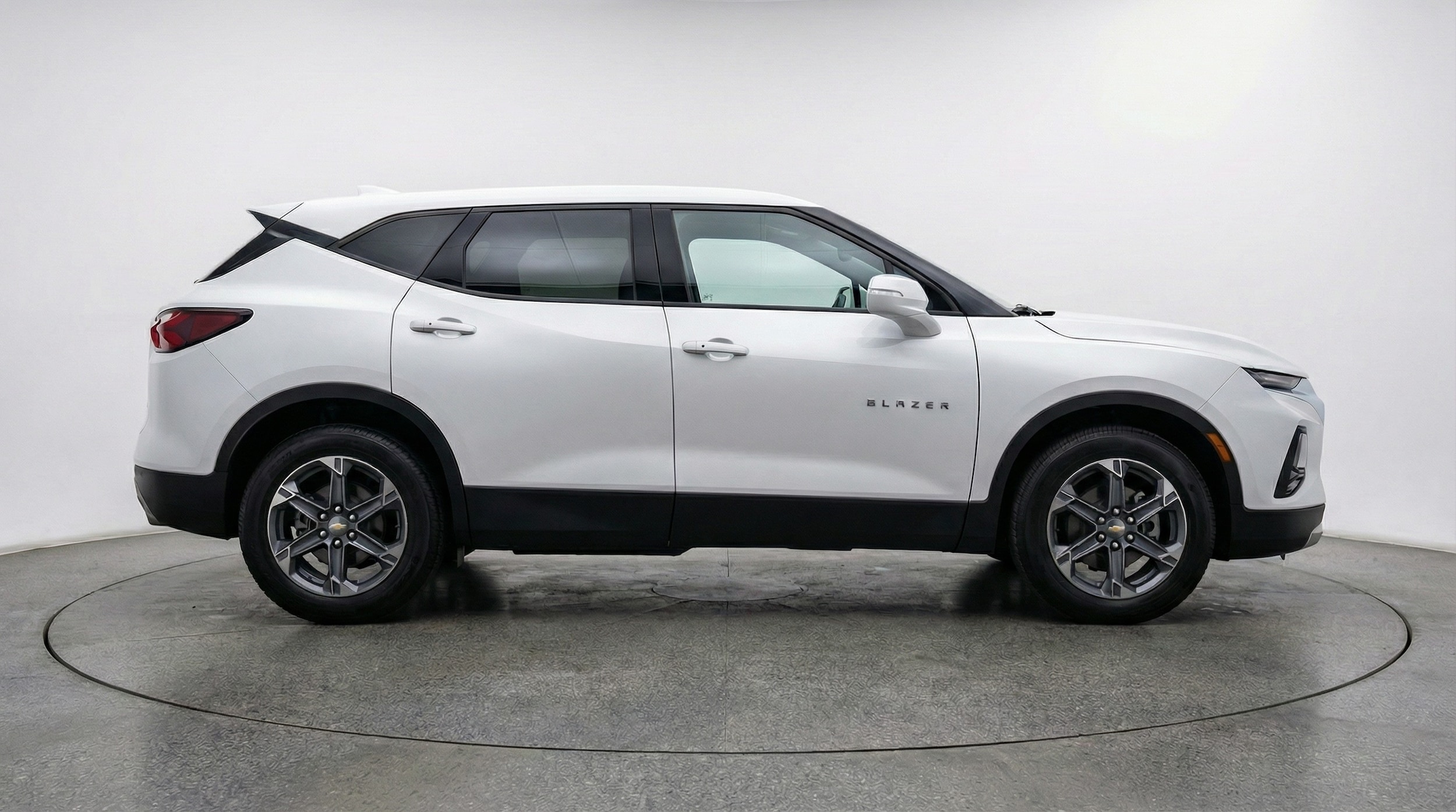 Thumbnail: 2025 Chevrolet Blazer - 8