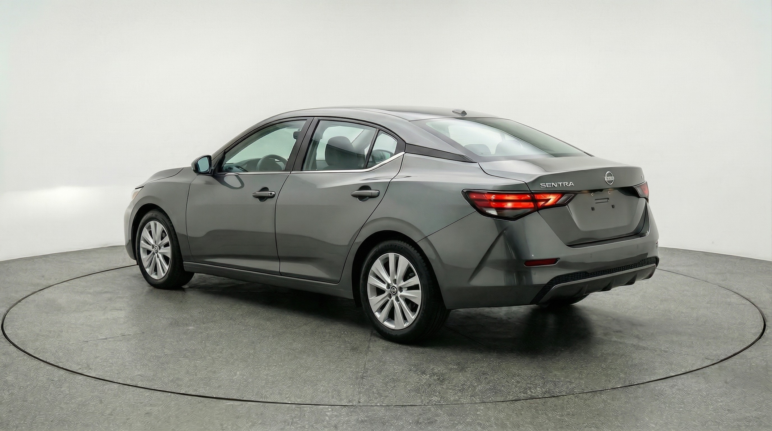 Thumbnail: 2025 Nissan Sentra - 5