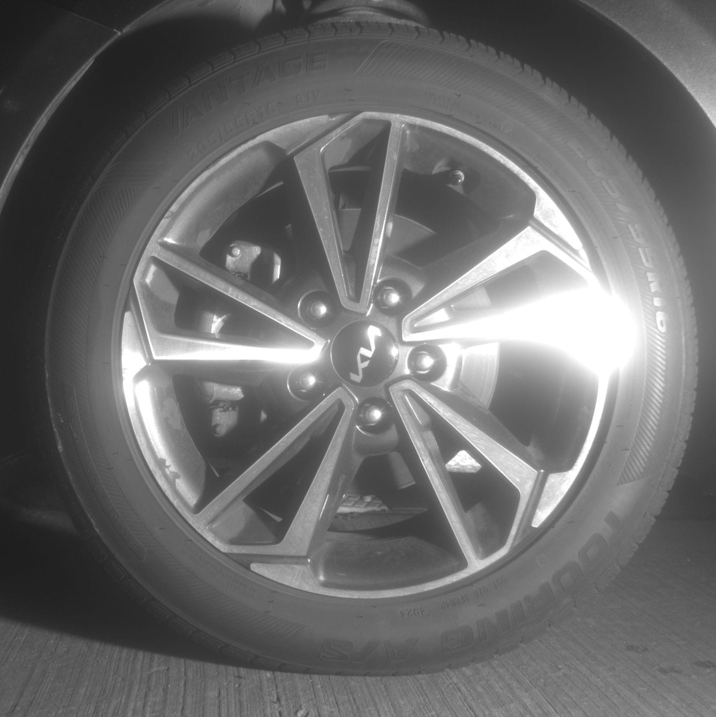 Thumbnail: 2023 Kia Forte - 9