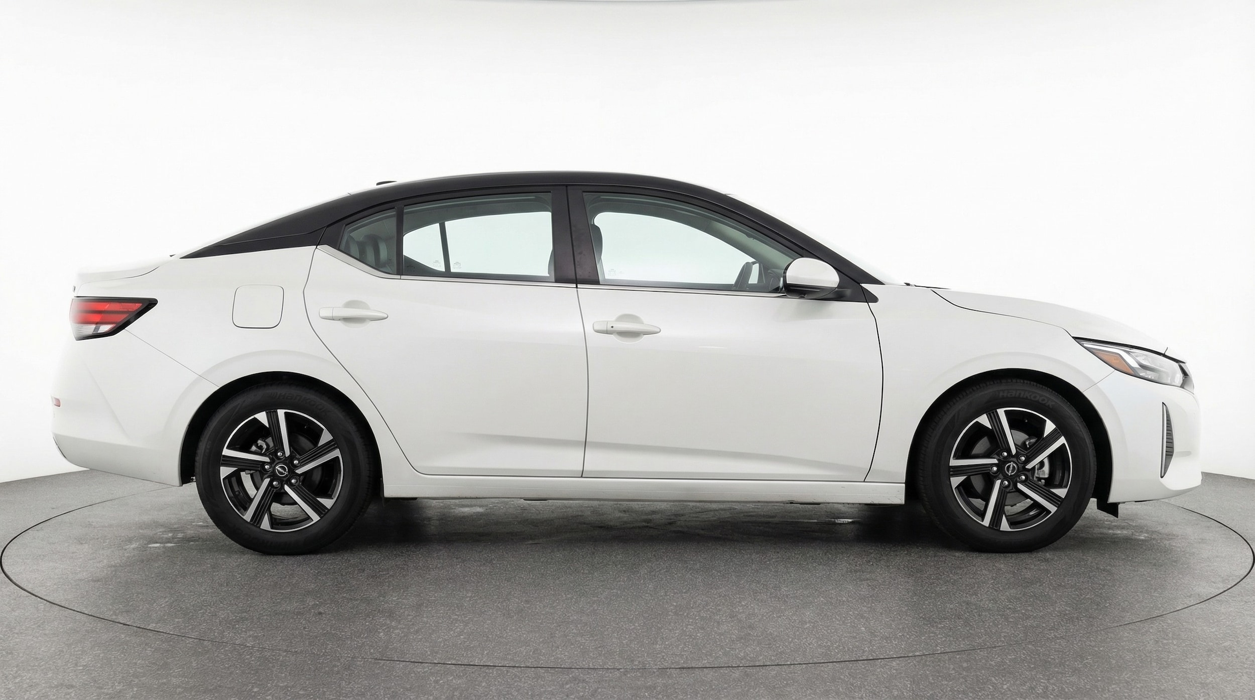 Thumbnail: 2025 Nissan Sentra - 8