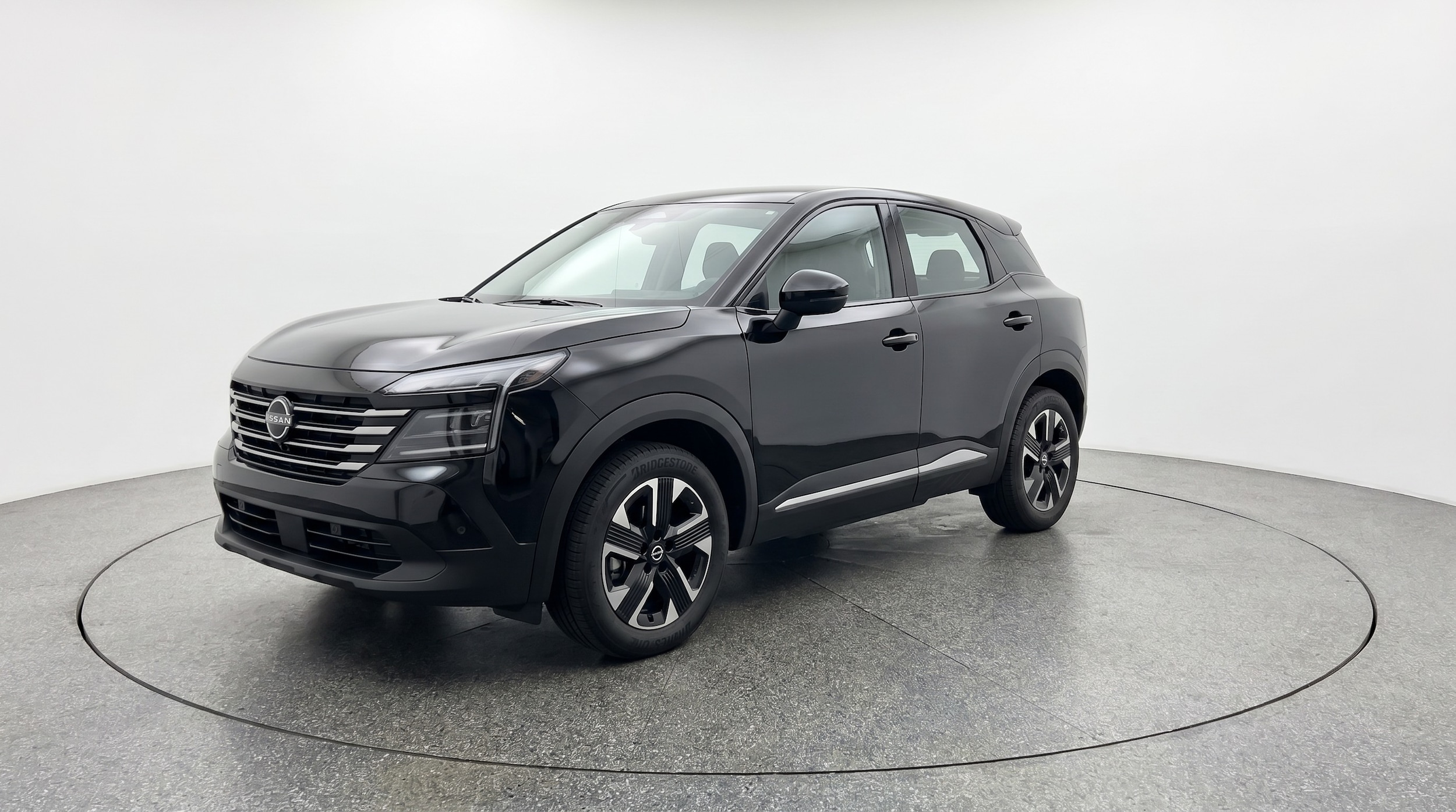 Thumbnail: 2026 Nissan Kicks - 3