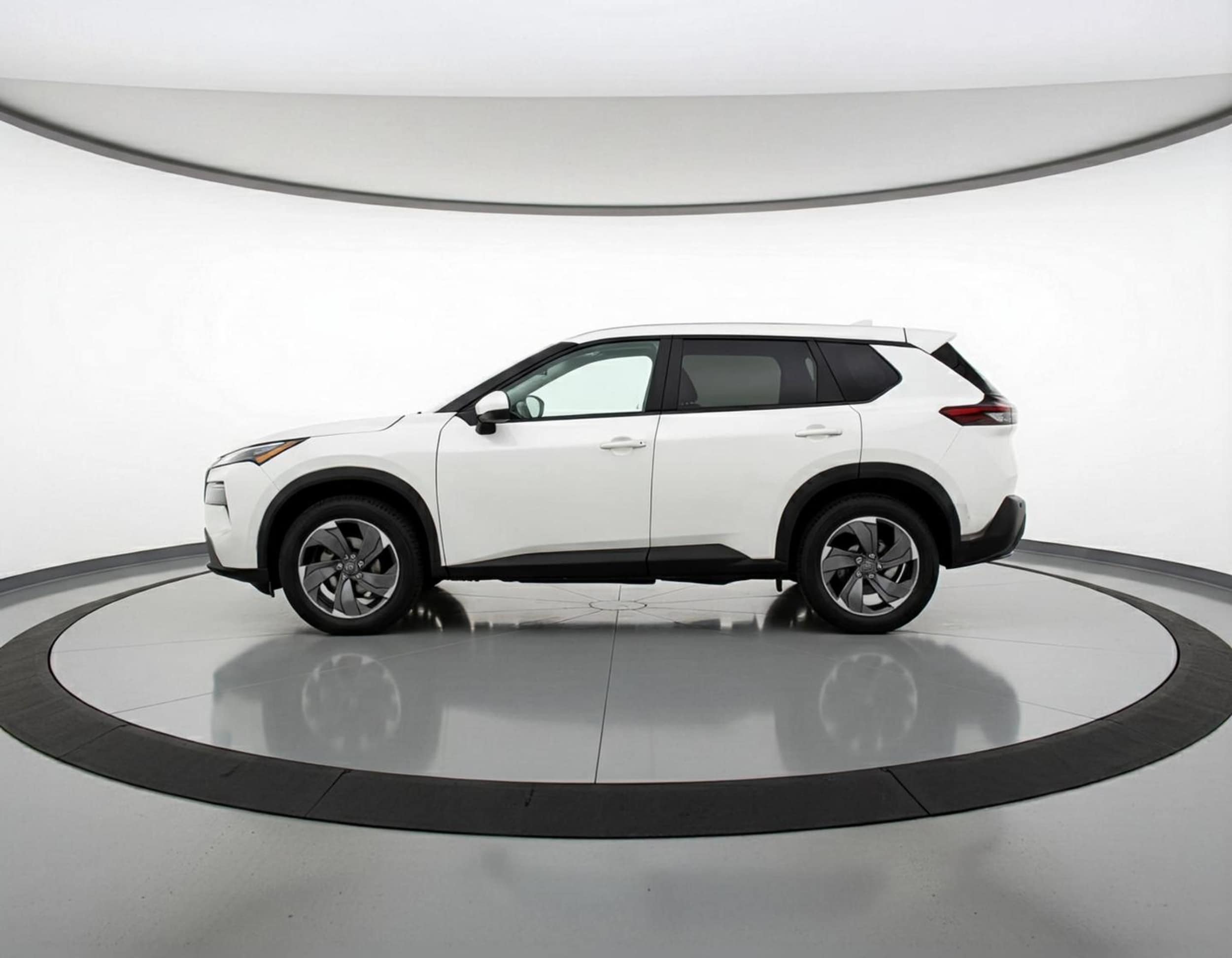 Thumbnail: 2025 Nissan Rogue - 4