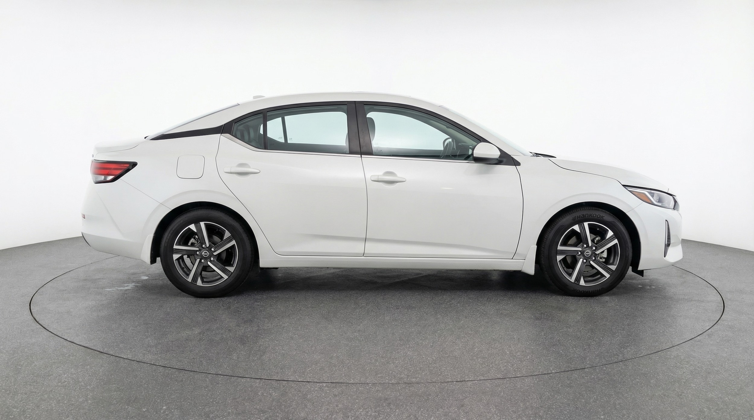Thumbnail: 2025 Nissan Sentra - 8
