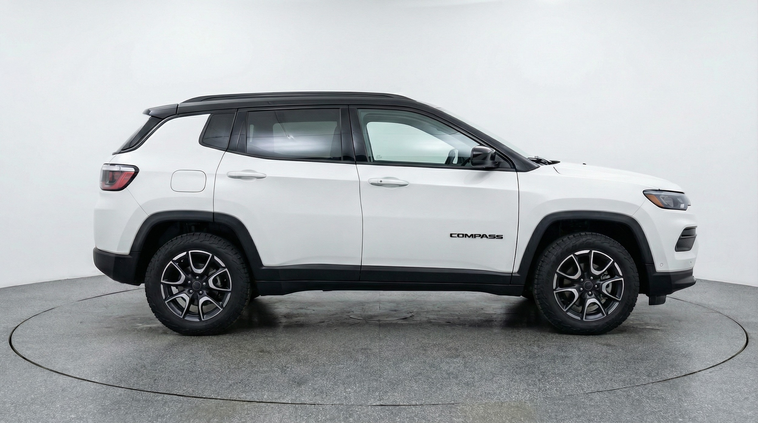 Thumbnail: 2025 Jeep Compass - 8