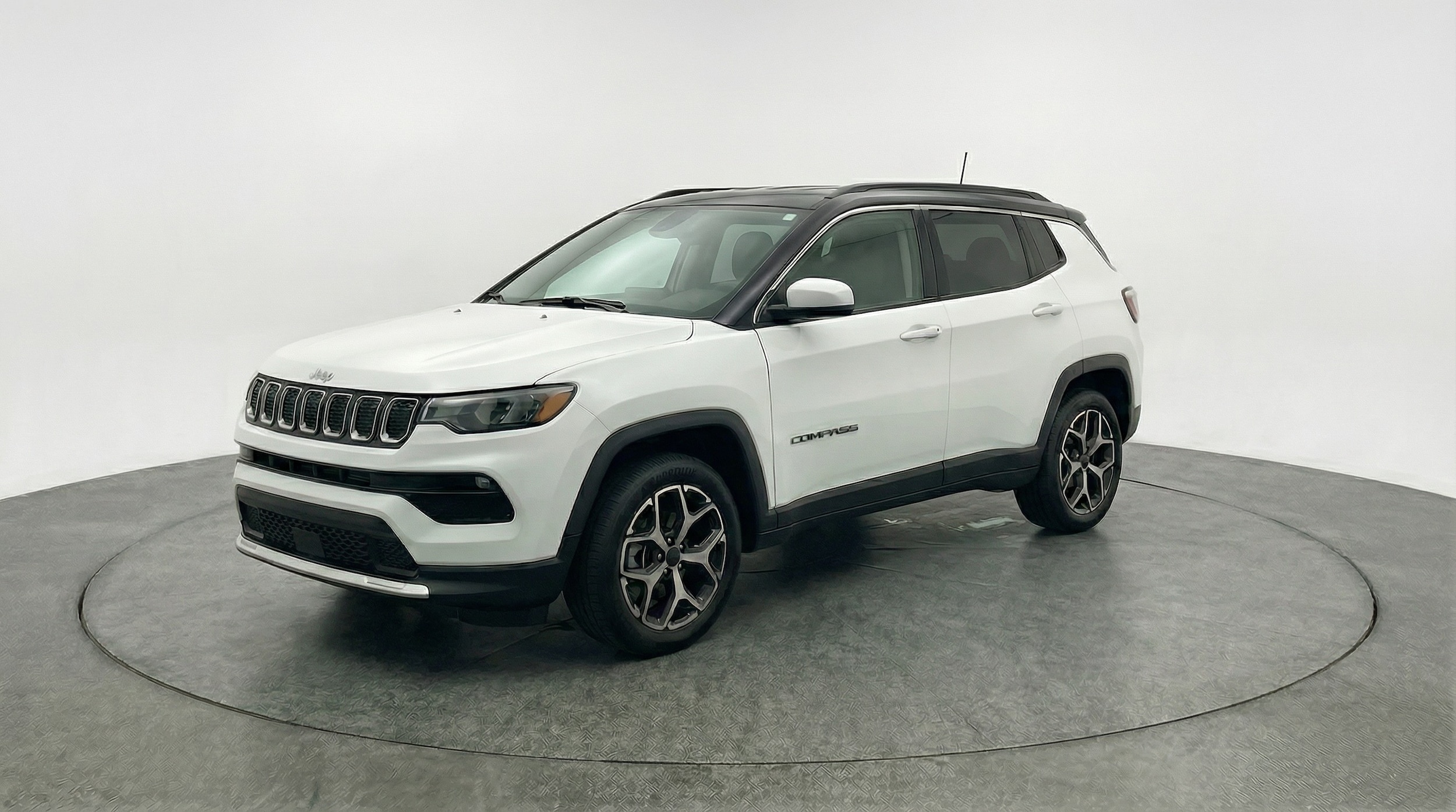 Thumbnail: 2025 Jeep Compass - 3