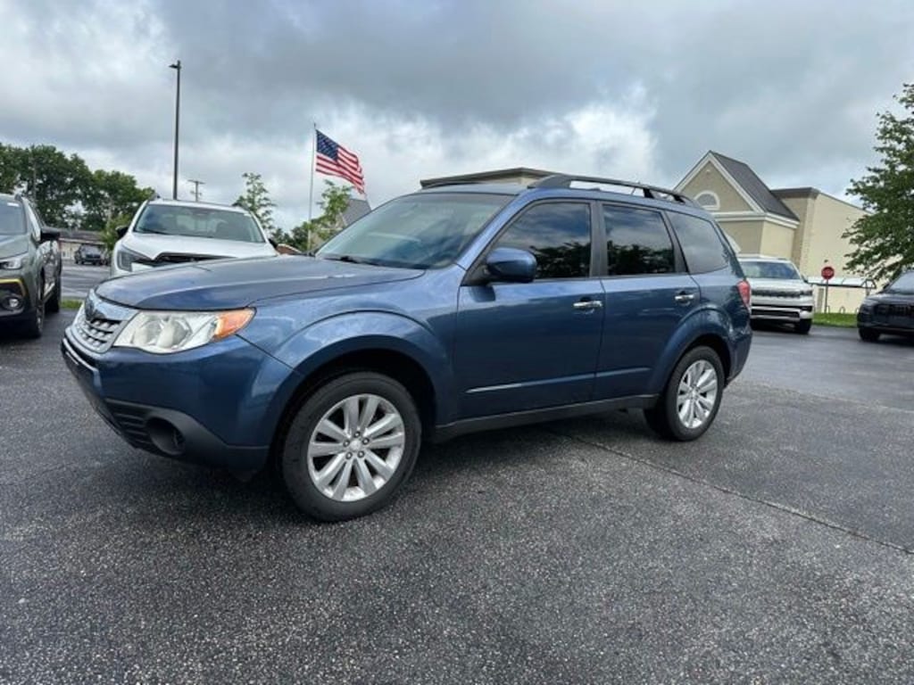 Used 2011 Subaru Forester 2.5X Premium SUV