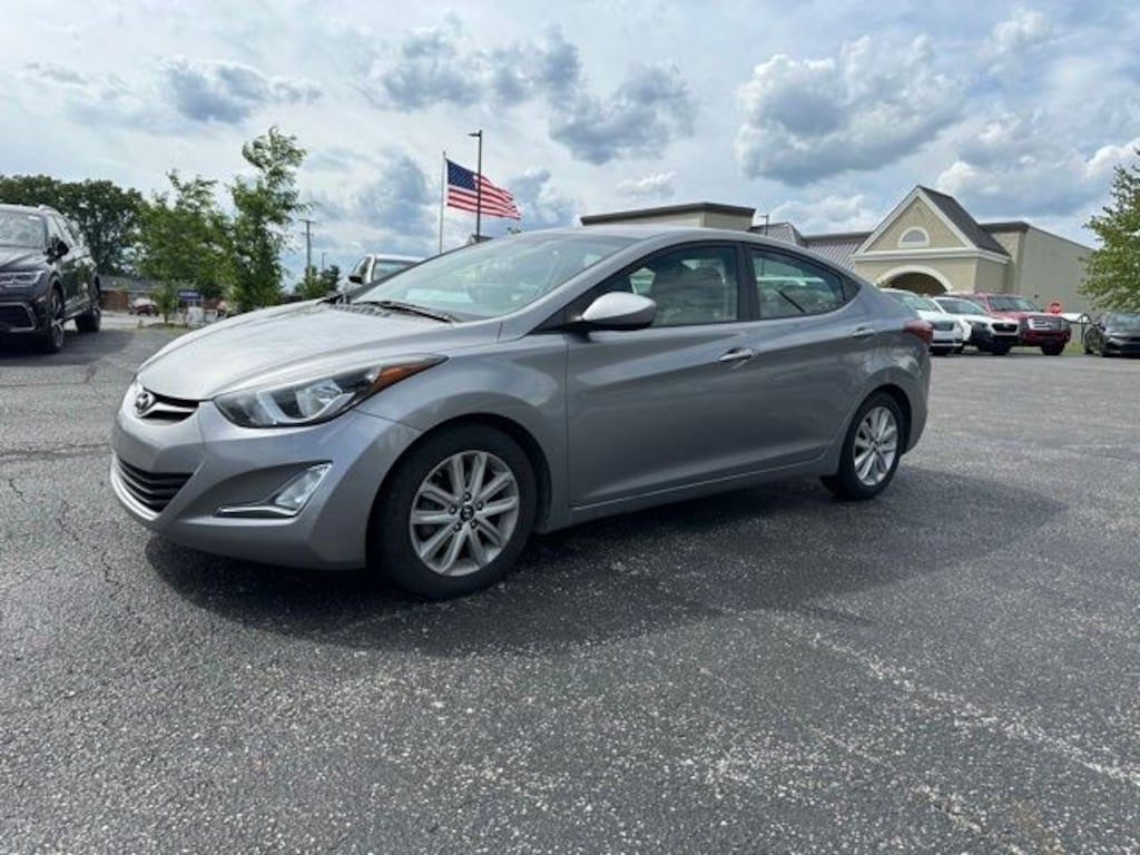 Used 2014 Hyundai Elantra SE Sedan