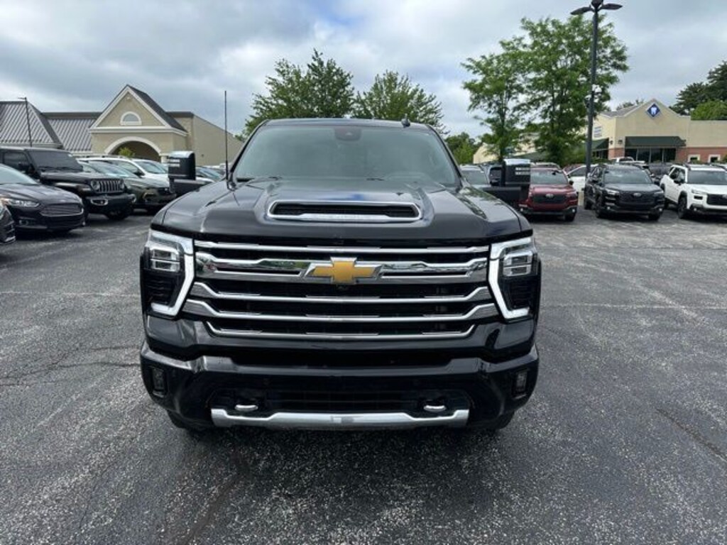 Used 2024 Chevrolet Silverado 2500 HD High Country Truck Crew Cab
