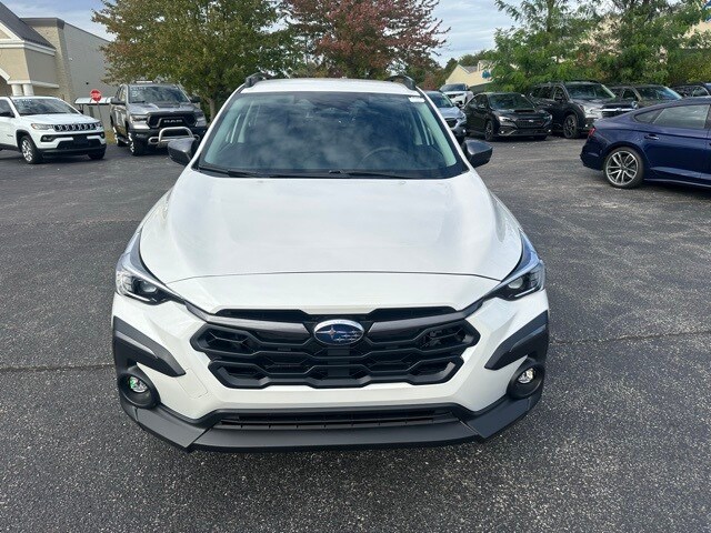 2025 Subaru Crosstrek Limited photo 2