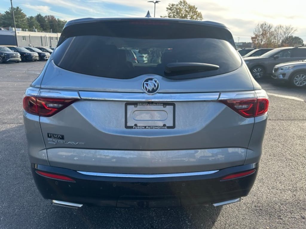 Used 2024 Buick Enclave Essence SUV