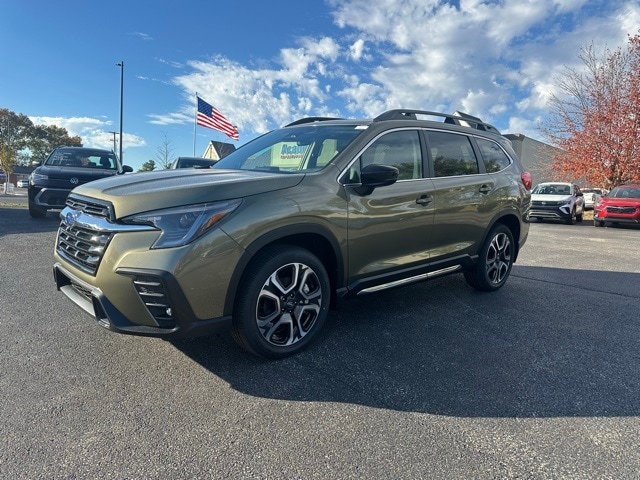 2026 Subaru Ascent Limited's photo