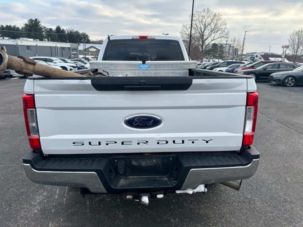 Used 2018 Ford F-250 Truck Crew Cab