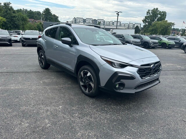 2025 Subaru Crosstrek Limited photo 3