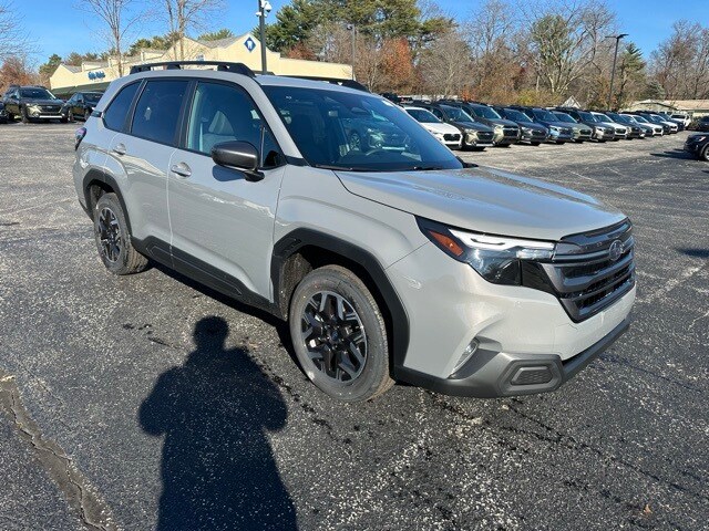 2026 Subaru Forester Premium photo 3