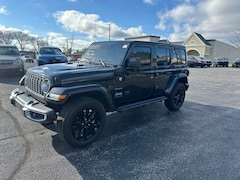 2024 Jeep Wrangler 4xe Sahara SUV