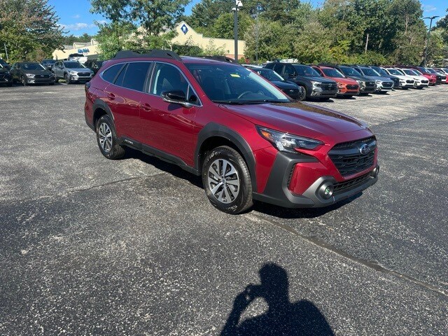 2025 Subaru Outback Premium photo 2