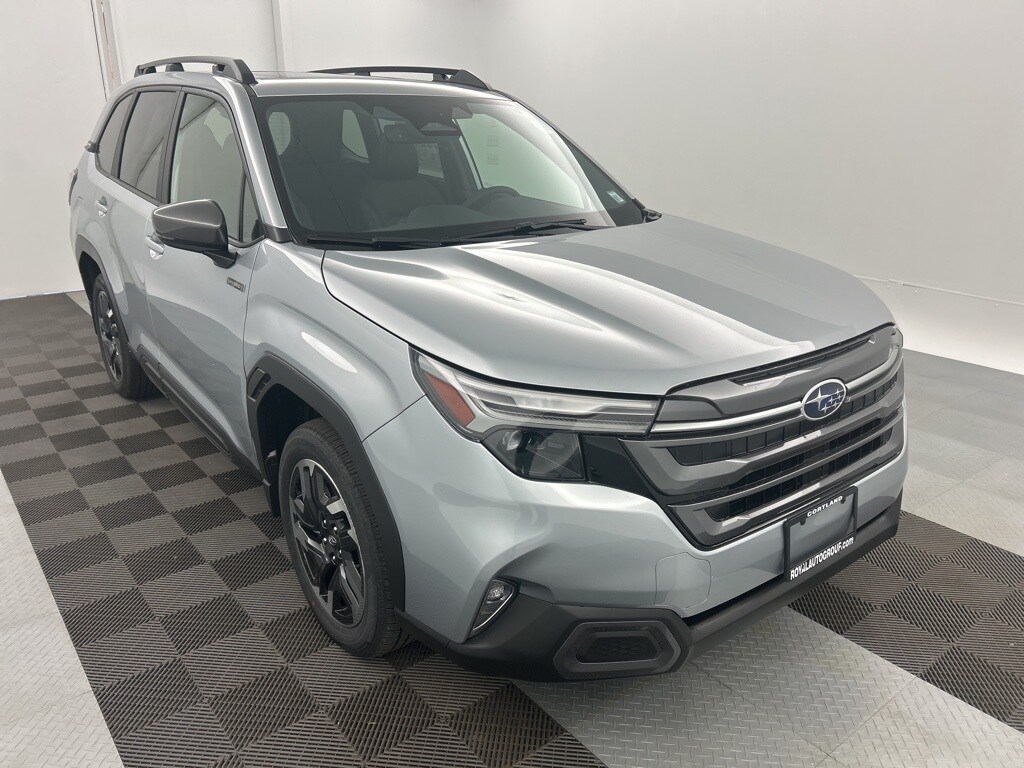 New 2025 Subaru Forester Hybrid Limited SUV