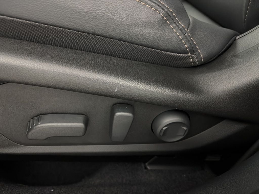 2026 Subaru Outback Limited - Photo 13