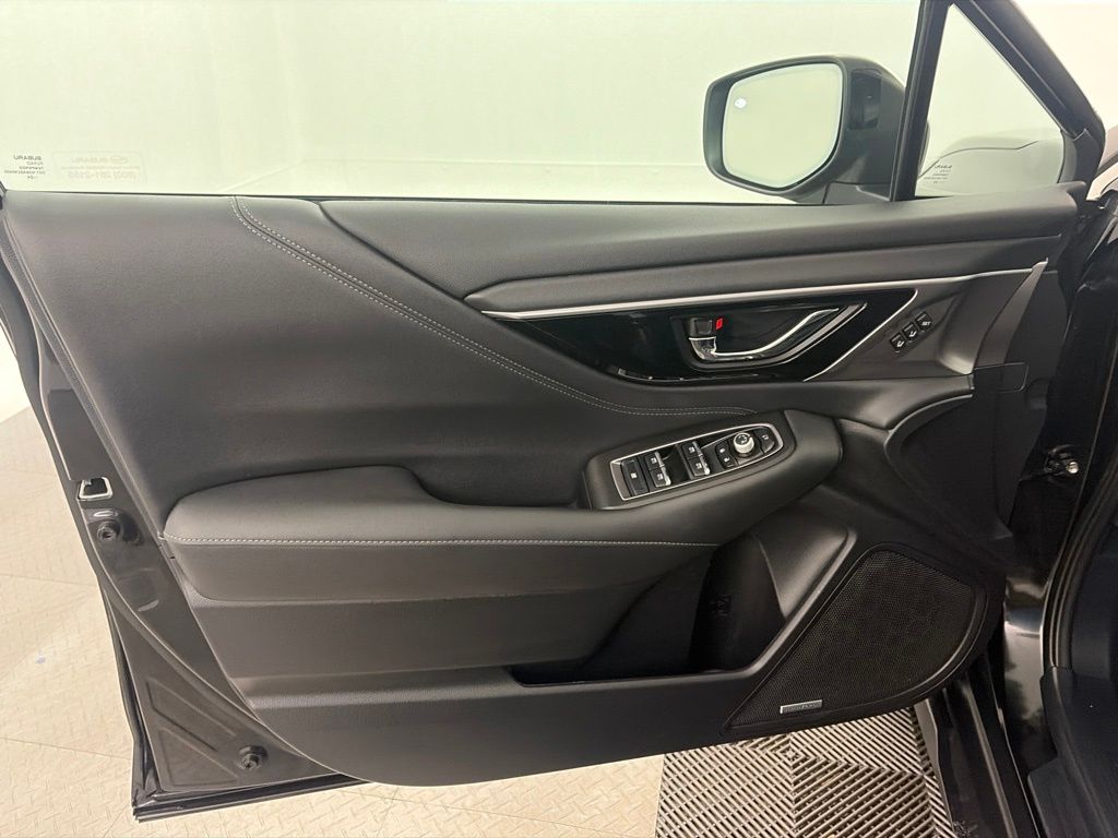 2025 Subaru Outback Touring - Photo 11