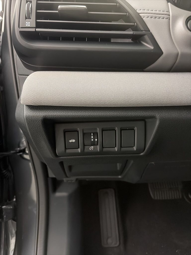 2025 Subaru Legacy Premium - Photo 13