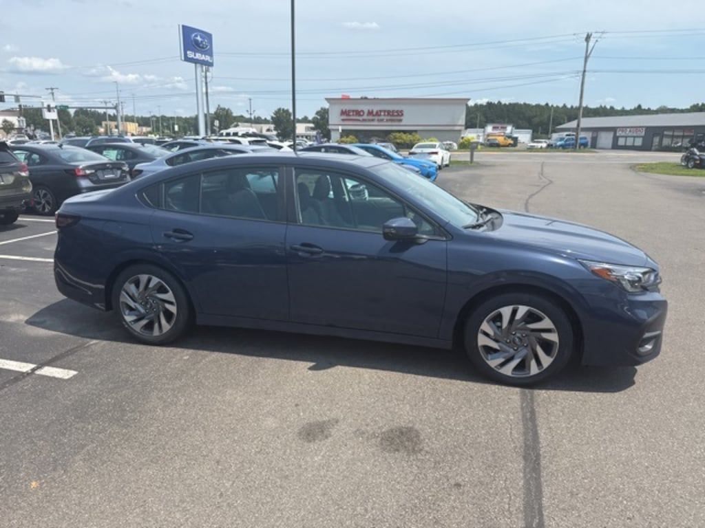 New 2025 Subaru Legacy Limited Sedan