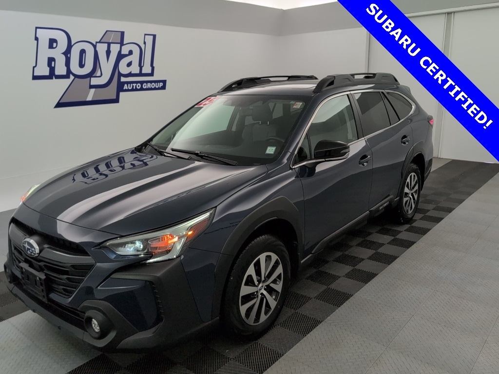 2025 Subaru Outback Premium's photo