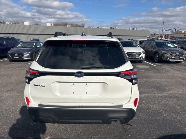 2026 Subaru Forester Premium Base photo 3