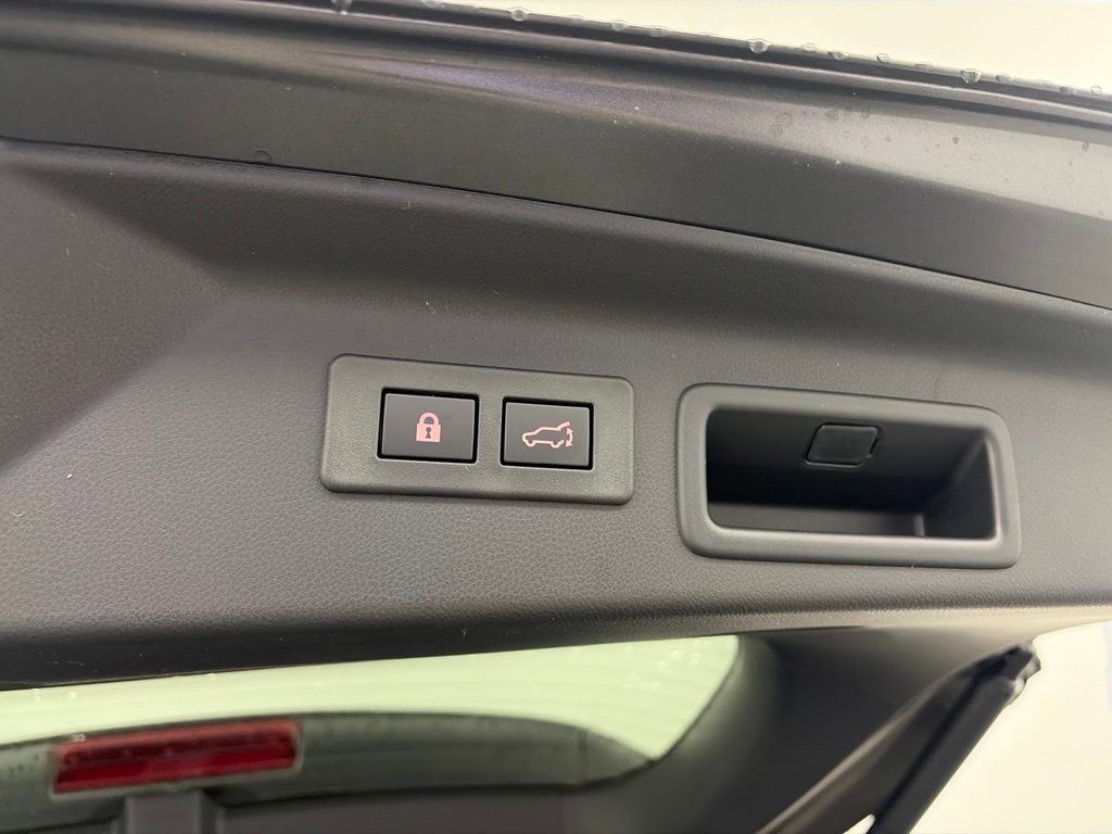2026 Subaru Forester Touring - Photo 40
