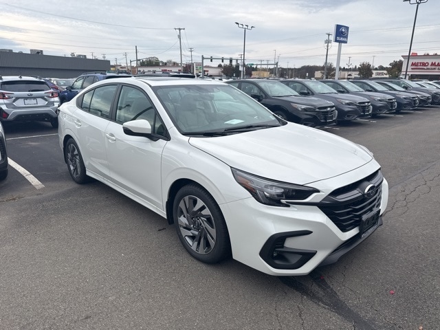 2025 Subaru Legacy Limited's photo