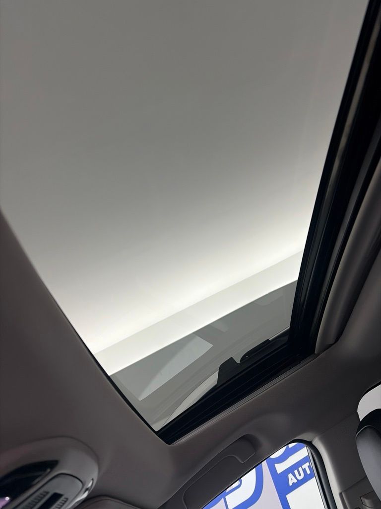 2025 Subaru Outback Touring - Photo 24