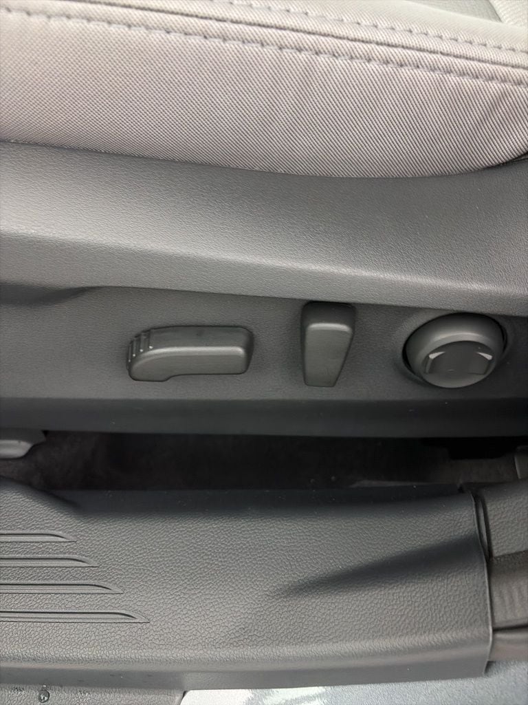 2025 Subaru Legacy Premium - Photo 12
