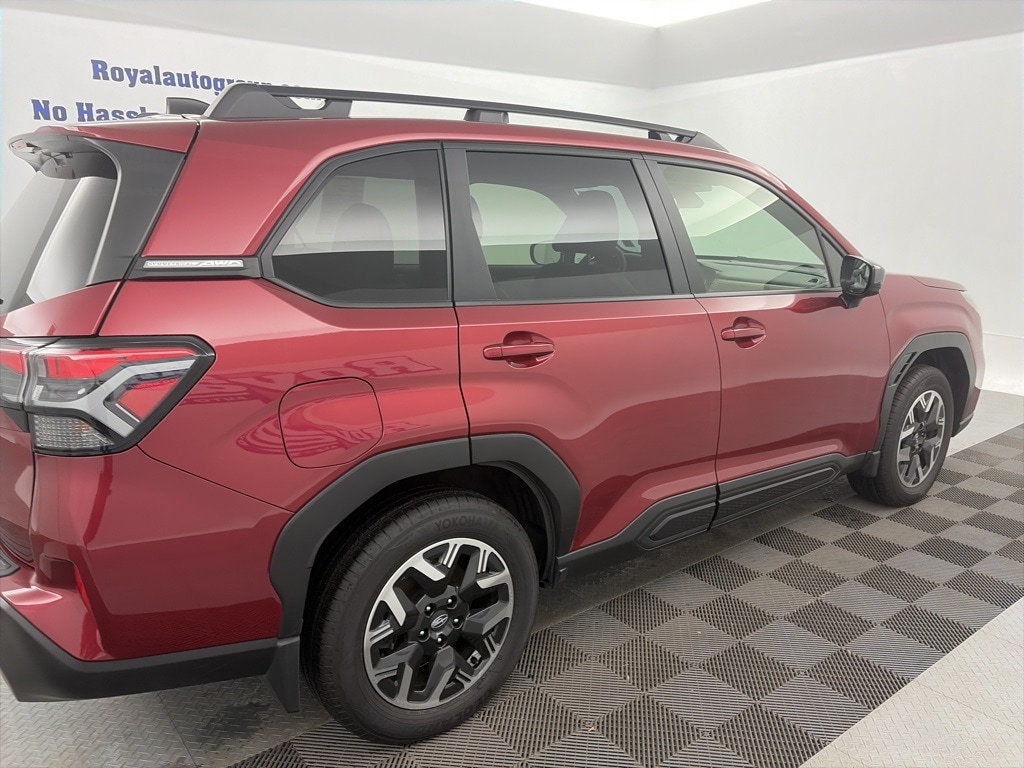 Used 2025 Subaru Forester Premium SUV