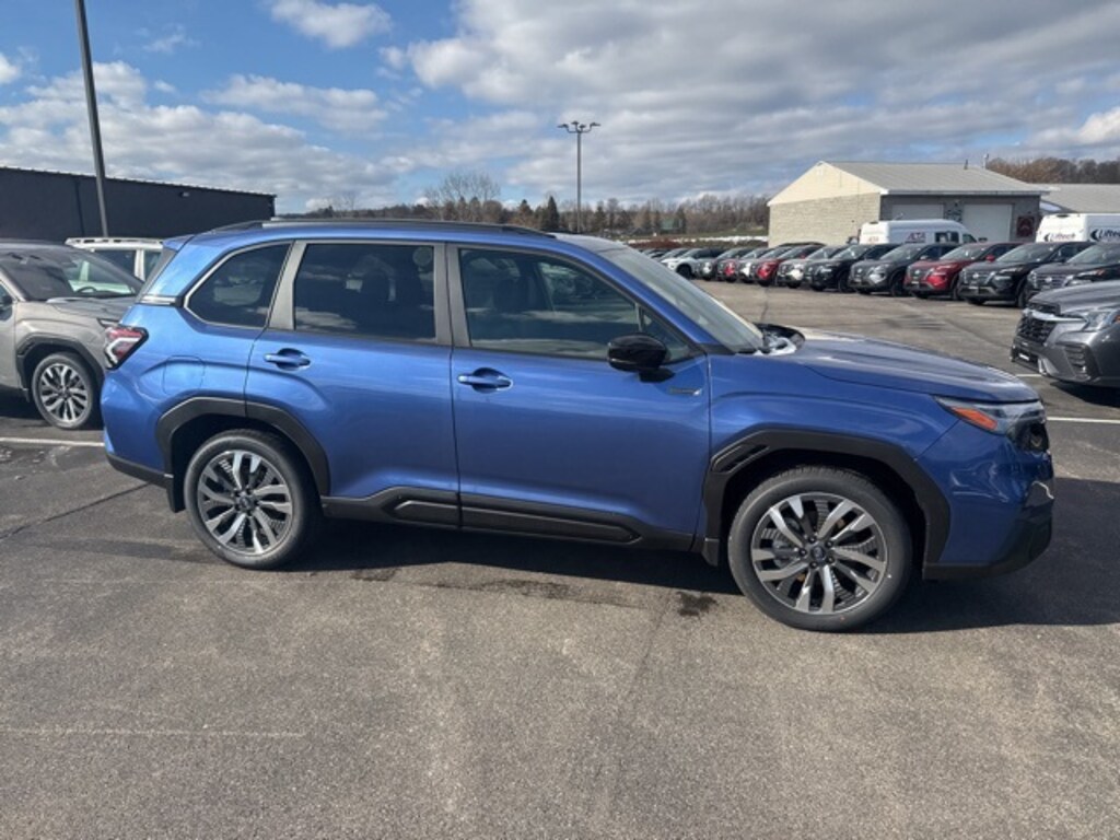 New 2025 Subaru Forester Hybrid Touring SUV