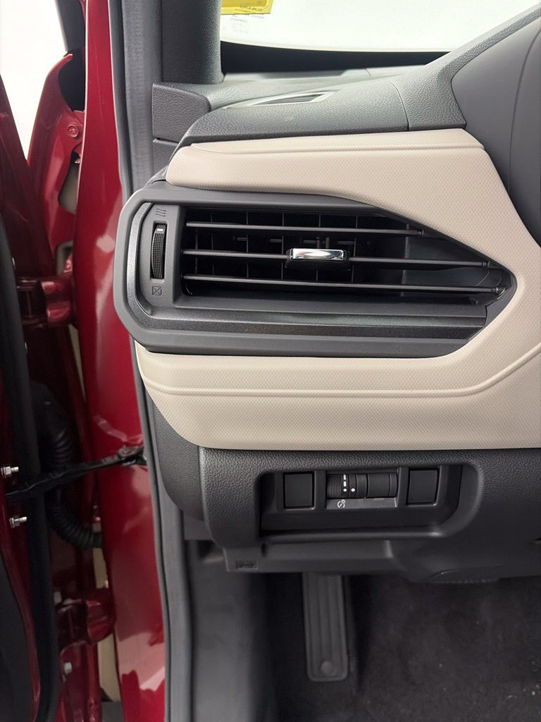 2026 Subaru Forester Base - Photo 12