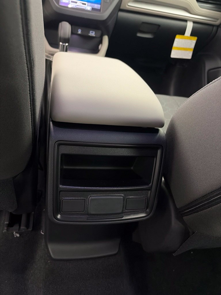 2026 Subaru Forester Base - Photo 25