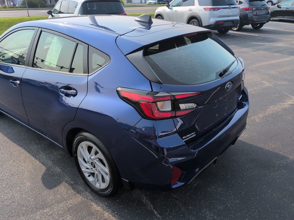 2024 Subaru Impreza Base photo 2