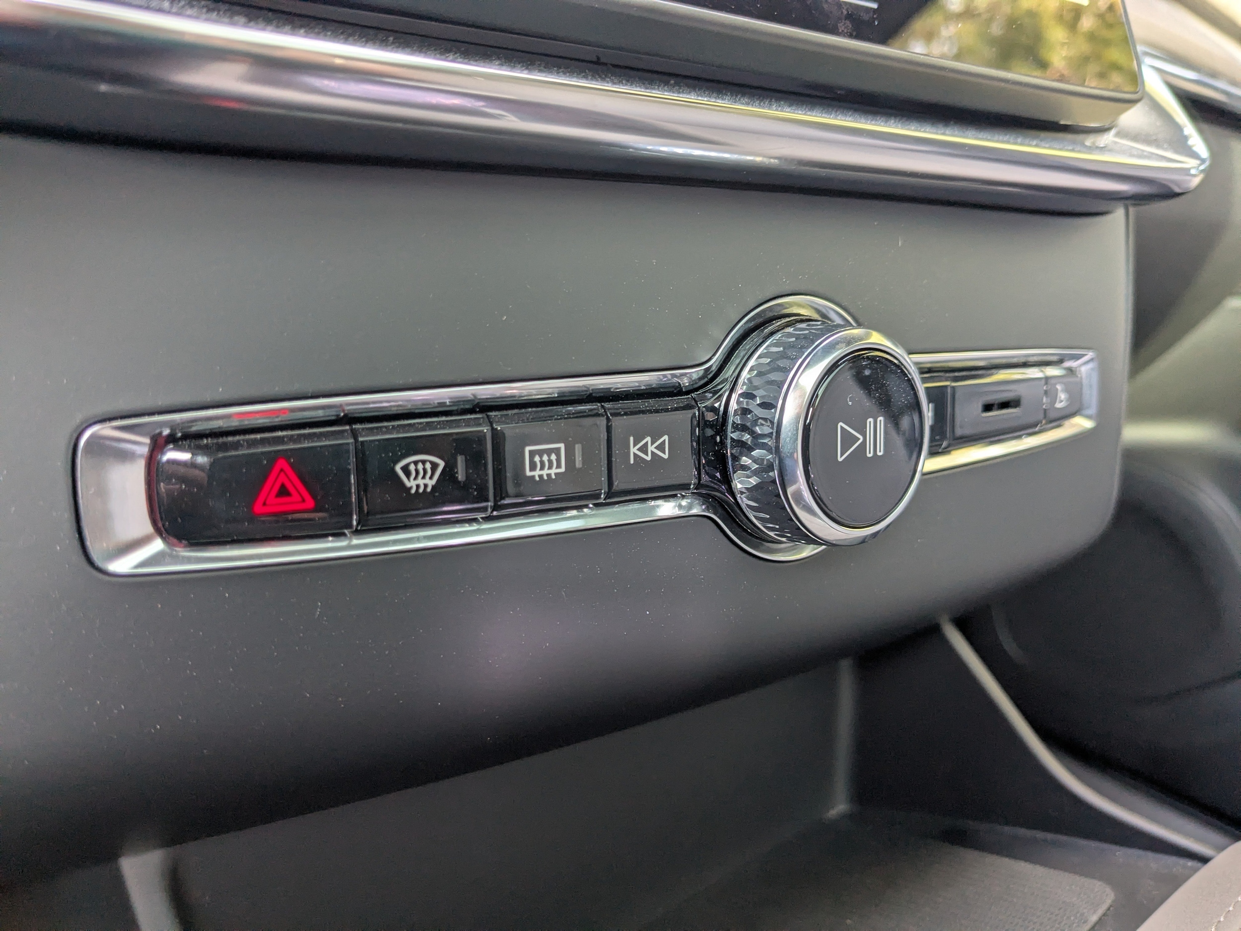 2026 Volvo XC90 Plus - Photo 45