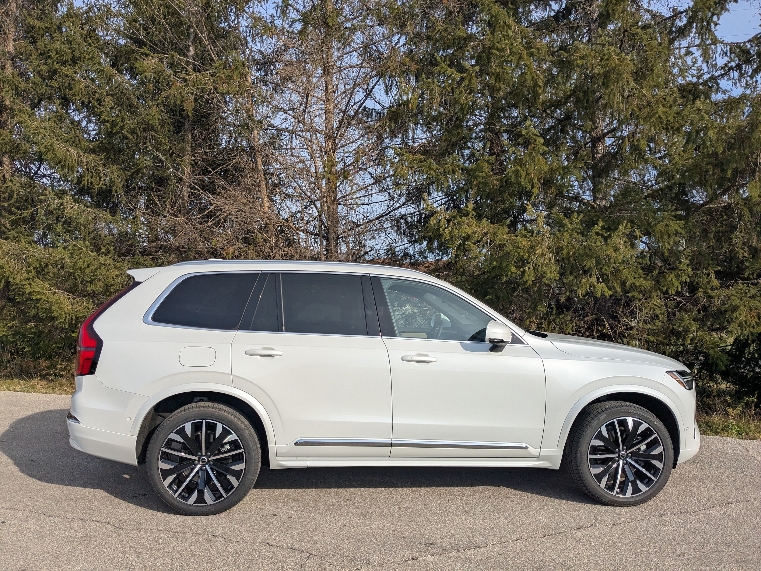 2026 Volvo XC90 Plus - Photo 50