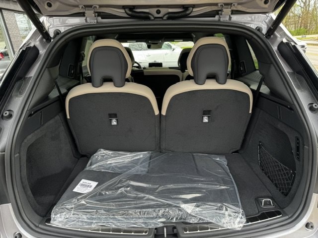 2026 Volvo EX90 Ultra - Photo 19