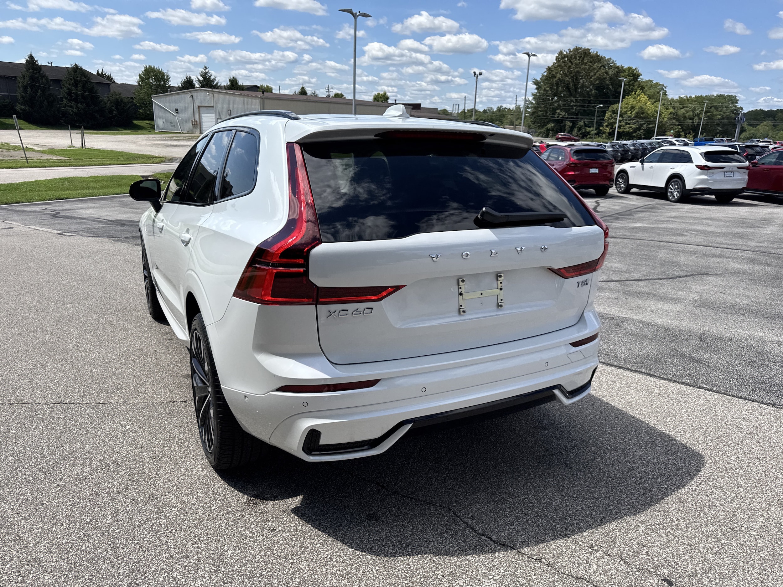 2026 Volvo XC60 Ultra - Photo 8